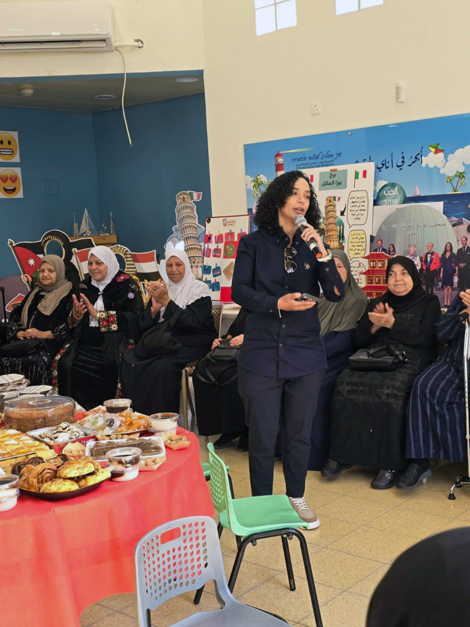 ملتقى الأجيال في مدرسة أجيال الابتدائية في جلجولية